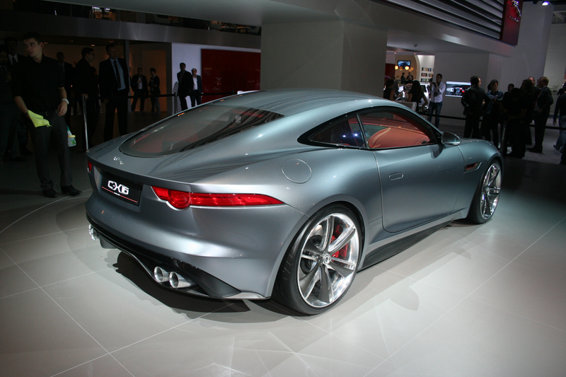 Illustration for article titled Jaguar C-X16 gallery